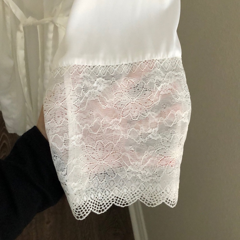 Satin & Lace Bridal Robe - Picture 4 of 4
